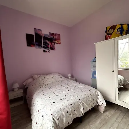 Maison Familiale Au Coeur Des Volcans D'auvergne Condat (Cantal)