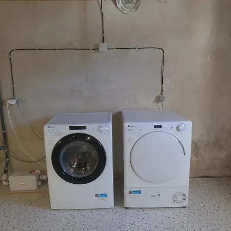 Maison Familiale Au Coeur Des Volcans D'auvergne * Condat (Cantal)