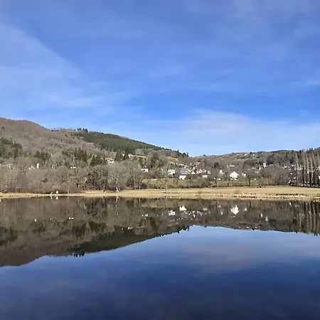 - Maison Familiale Au Coeur Des Volcans D'auvergne * Condat (Cantal)