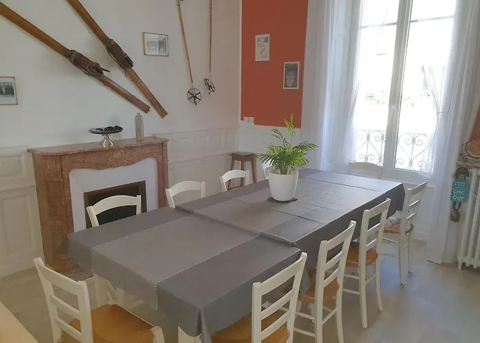 Holiday home Maison Familiale Au Coeur Des Volcans D'auvergne