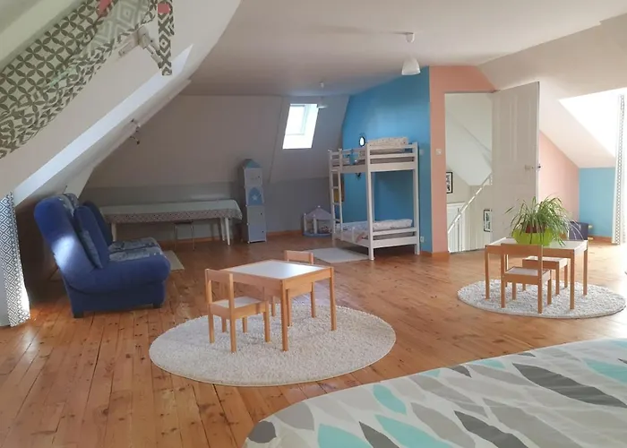 Maison Familiale Au Coeur Des Volcans D'auvergne * Condat (Cantal)